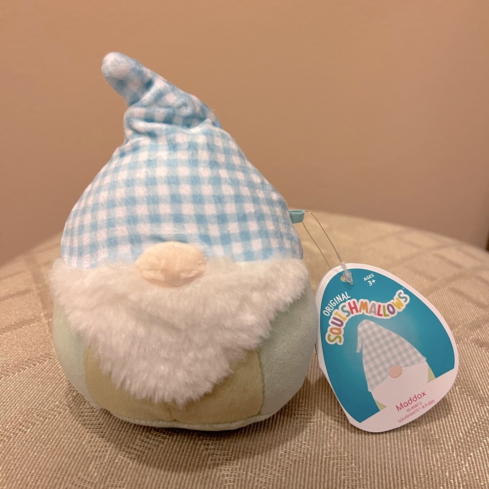Maddox the gnome 5” squishmallows